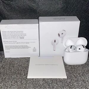 Apple AirPods 4th Generation - White